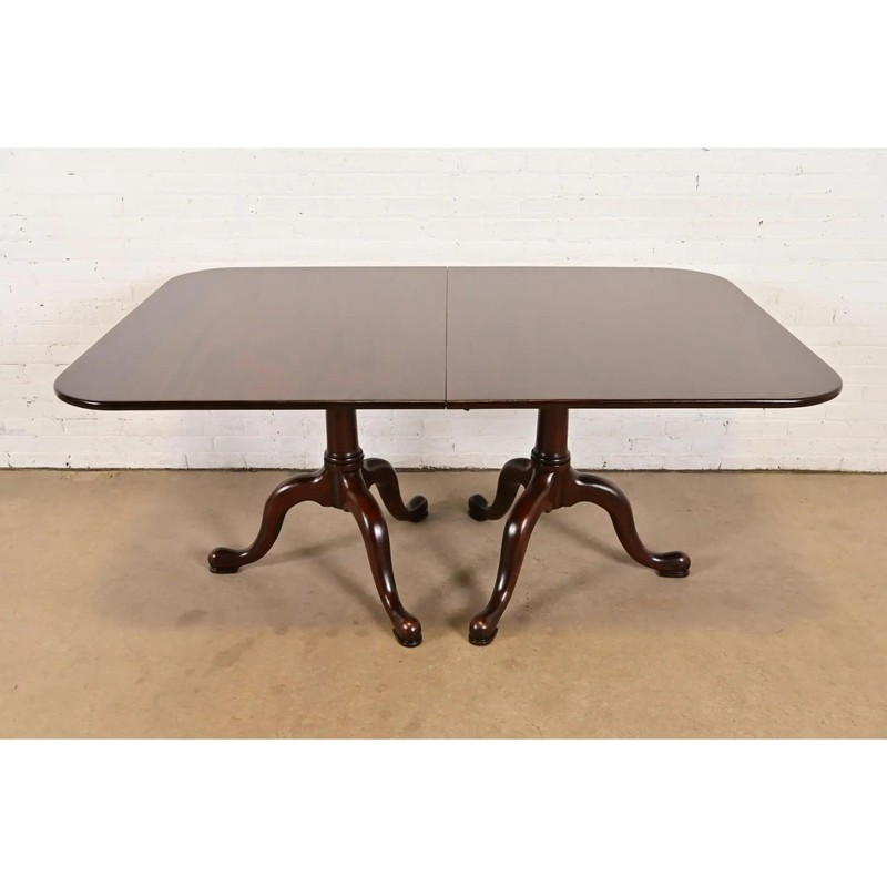 Henkel Harris Georgian Solid Mahogany Double Pedestal Extension Dining Table gallery