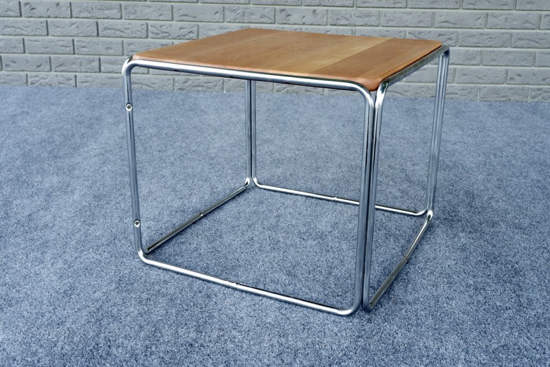 Mid Century Modern Bauhaus Thonet Chrome Tubular Steel & Maple Cube End Table