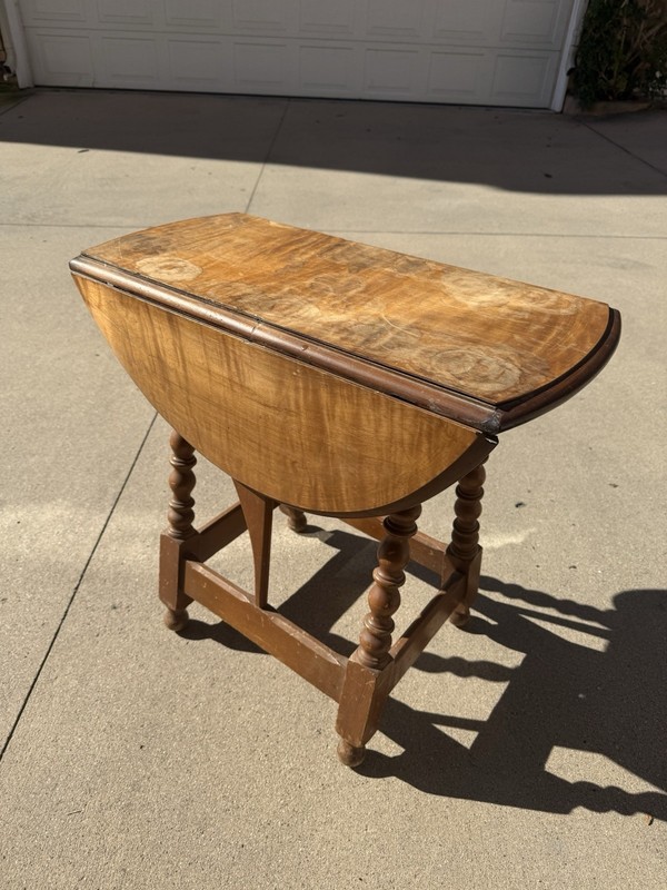 Maddox Colonial Reproduction Vintage Solid Wood Drop Leaf Side Table End Table gallery