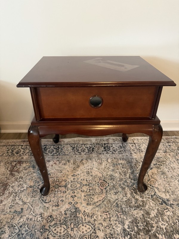 Vintage Bombay Company Queen Anne Mahogany TV Stand, Side Table… gallery