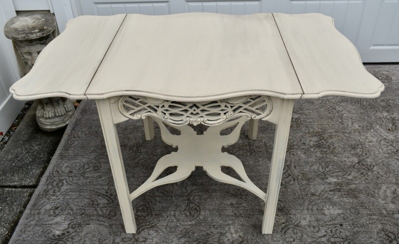 Vintage Baker Country French Style Drop Leaf Table gallery