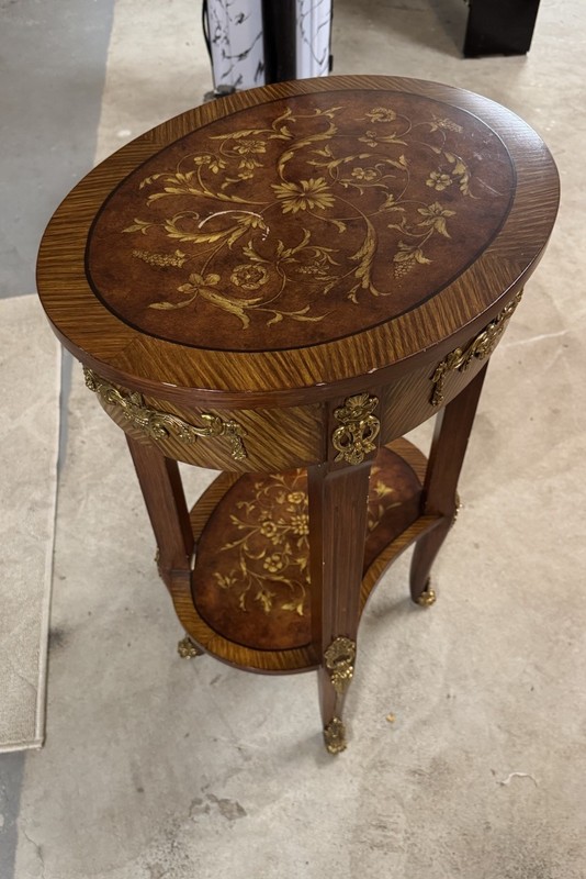 French Louis XV Style Mahogany 20” Oval Side Table Accent Table gallery