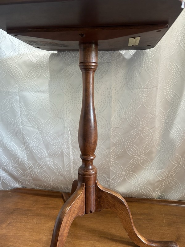 BARTLEY COLLECTION THE HENRY FORD MUSEUM SOLID CHERRY PEDESTAL SIDE TABLE 23.5” gallery