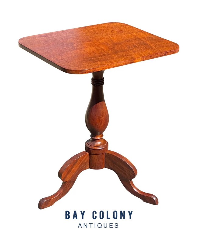 ANTIQUE FEDERAL SOUTHERN WALNUT TILT TOP TEA TABLE WITH RARE CORNUCOPIA LEGS