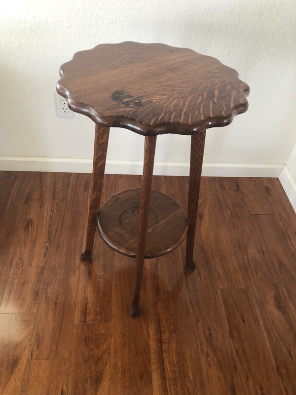 ANTIQUE TABLE PLANT FERN STAND SIDE TABLE MUST SELL