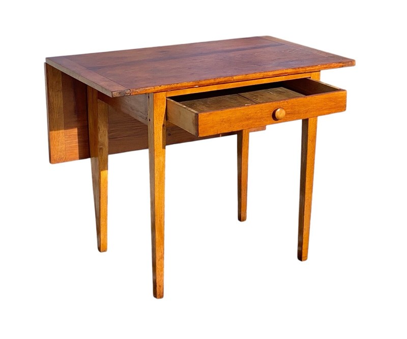 Antique Hepplewhite Drop Leaf Tavern Table / Bakers Table gallery
