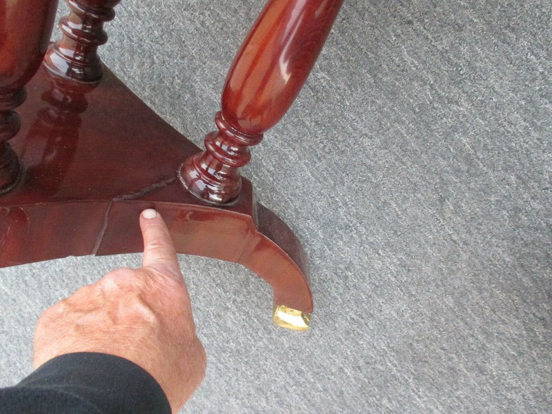 62616 Neoclassical Inlaid and Bronze Lamp Table Stand gallery