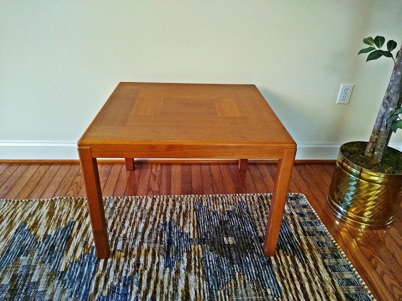 Mid-Century Modern, Solid Teak Wood Coffee Table/ End Table, Excellent Condition