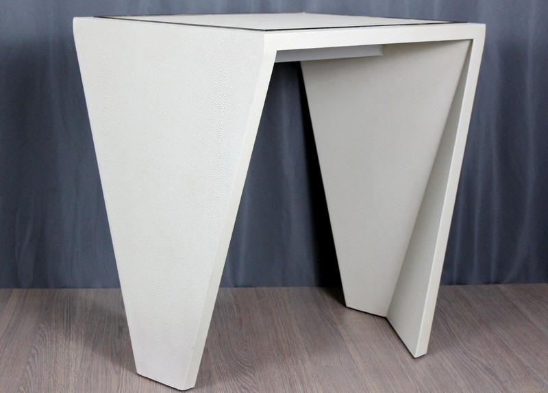 Eduard end table by Theodore Alexander, leather wrapped, stainless trim – clean