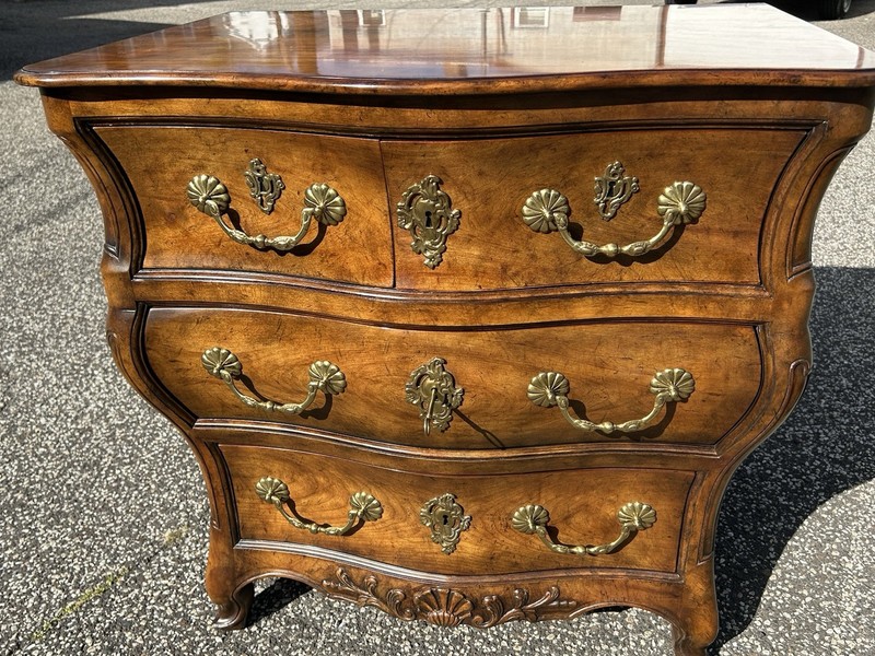 Baker McMillen Collection Continental Style Bombe Chest Of Drawers gallery
