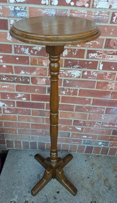 Vintage Oak Plant Fern Stand Pedestal 4 Feet Round