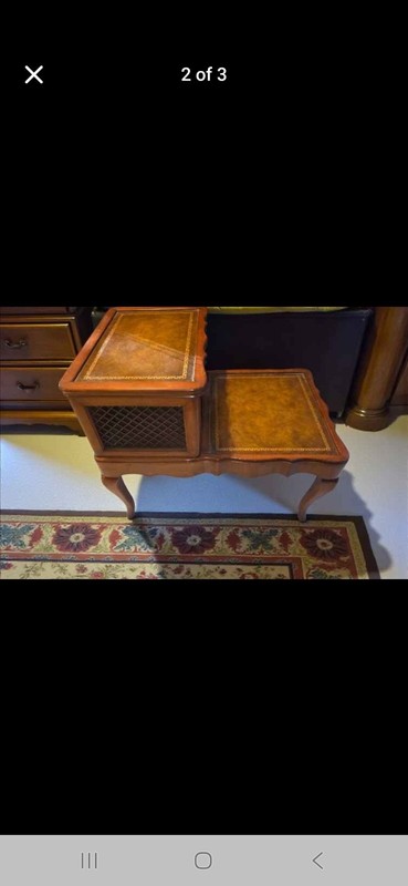 Vintage Mahogany Two-Tier Side Table with Leather Top gallery