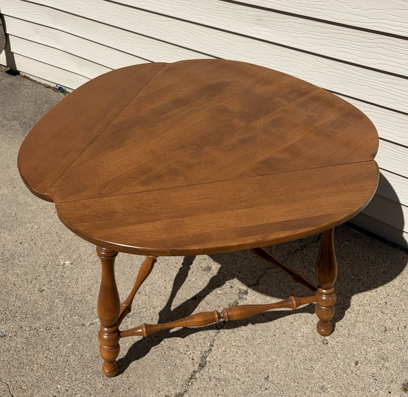 Vintage Mid Century Drop Leaf Corner Table Clover Leaf Triangular