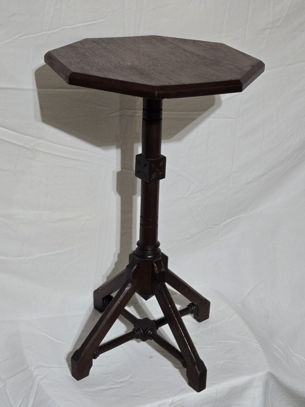 Antique Neoclassical Neo-Grec Gothic Pedestal Fern Table End Side Plant Stand