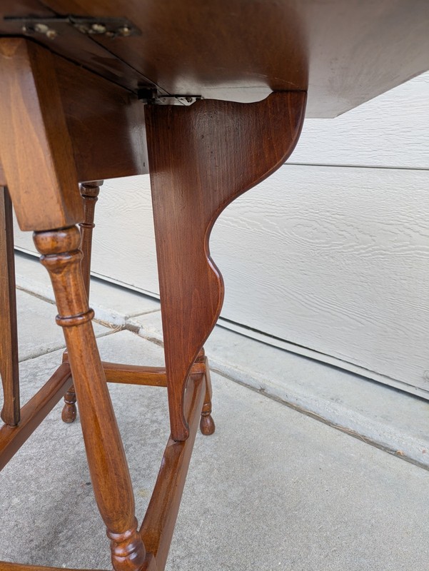 Vintage Rustic Farmhouse Country Pine Wood Drop Leaf Butterfly Gate Leg Table A gallery