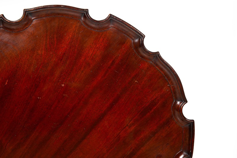 English George III Carved Mahogany Pie Crust Tilt Top Table ca. 1780 gallery