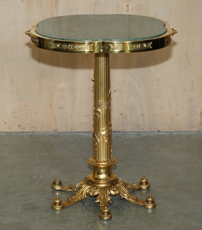 EXQUISITE ANTIQUE CIRCA 1900 BRASS SIDE END LAMP TABLE WITH THICK MARBLE TOP gallery