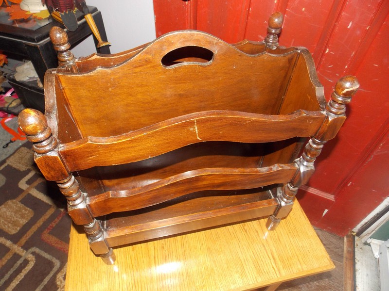 Mahogany Magazine Rack / Magazine Stand (MR-37)
