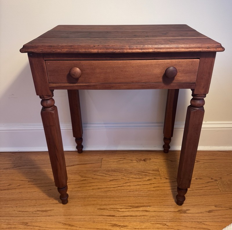 Antique Sheraton-style Solid Cherry One-drawer Stand With Tapered Legs gallery