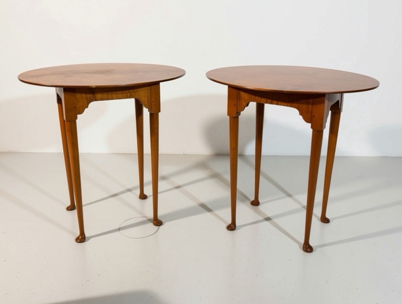 Pair of Eldred Wheeler Tiger Maple Queen Anne Side Tables