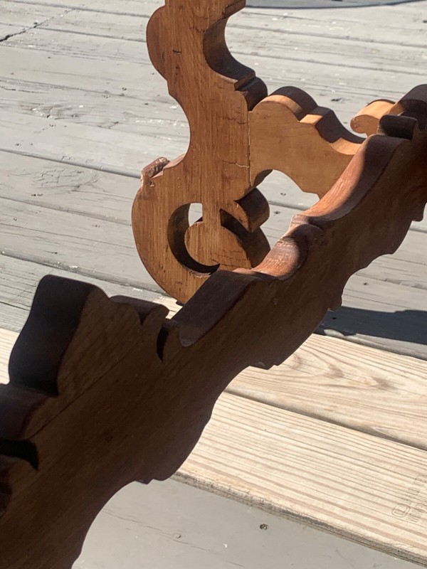 FREE SHIPPING-RARE VINTAGE Extendable CARVED OAK TABLE W/Hidden leaves gallery