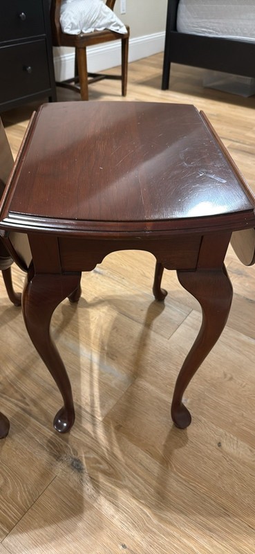Ethan Allen Georgian Court Drop Leaf Table Cherry Wood gallery