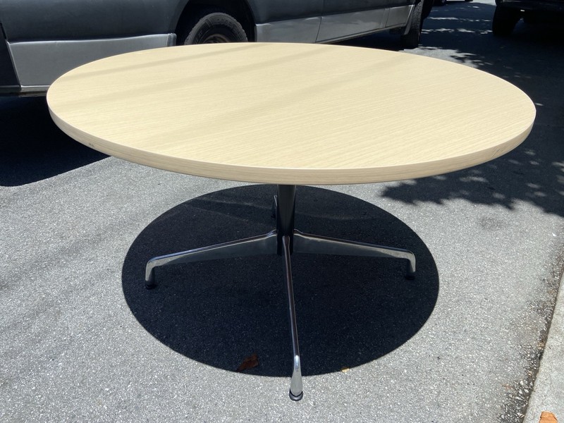 Mcm Eames Herman Miller Round Table 48” gallery