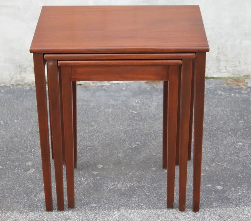 1940's English Mahogany Nesting Table Set of 3 Fully Refinished & Refurbished gallery