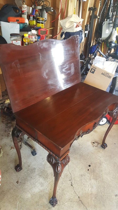 1940’s Georgian Style Mahogany Expanding Game, Dining Table with 3 Leaves