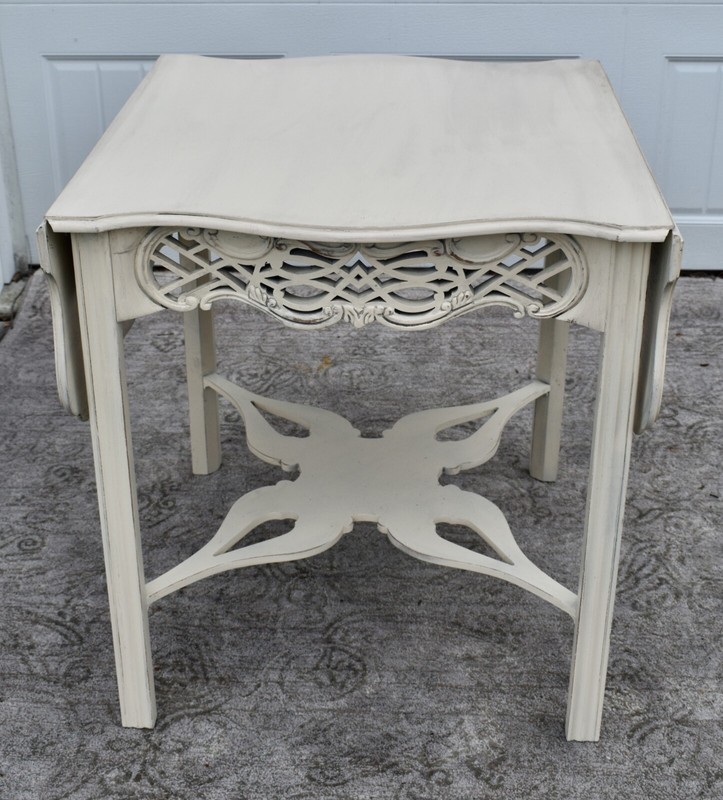 Vintage Baker Country French Style Drop Leaf Table gallery