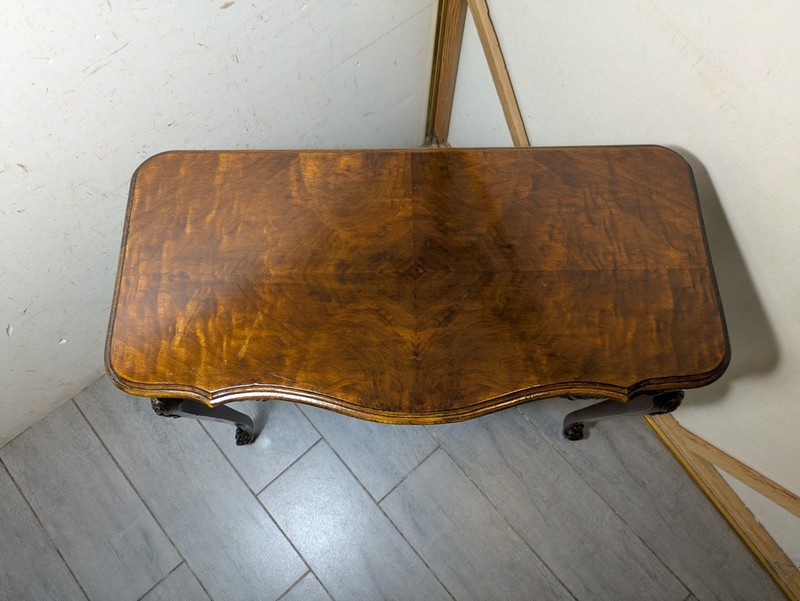 Vintage French Provincial Burl Walnut Side Entry Table Carved Wood Louis XV J76 gallery
