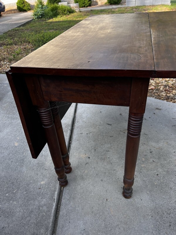Antique Colonial Drop Leaf Table. Non Branded. Beautiful. Turned Wood Legs gallery