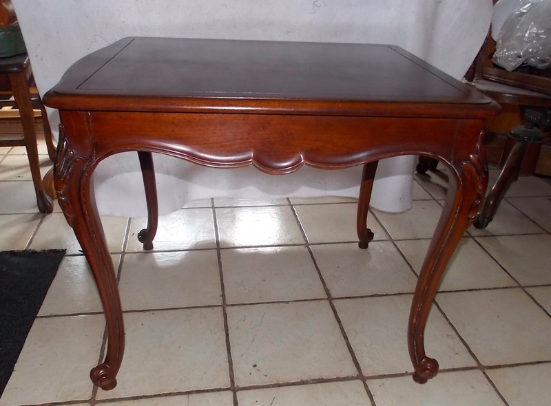 Cherry Carved Tea Table / Side Table (T-187) gallery