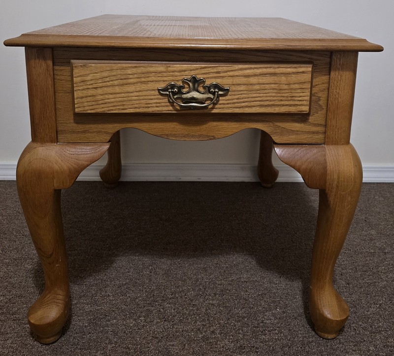 VINTAGE BROYHILL OAK WOOD QUEEN ANNE END SIDE TABLE NIGHTSTAND WITH DRAWER