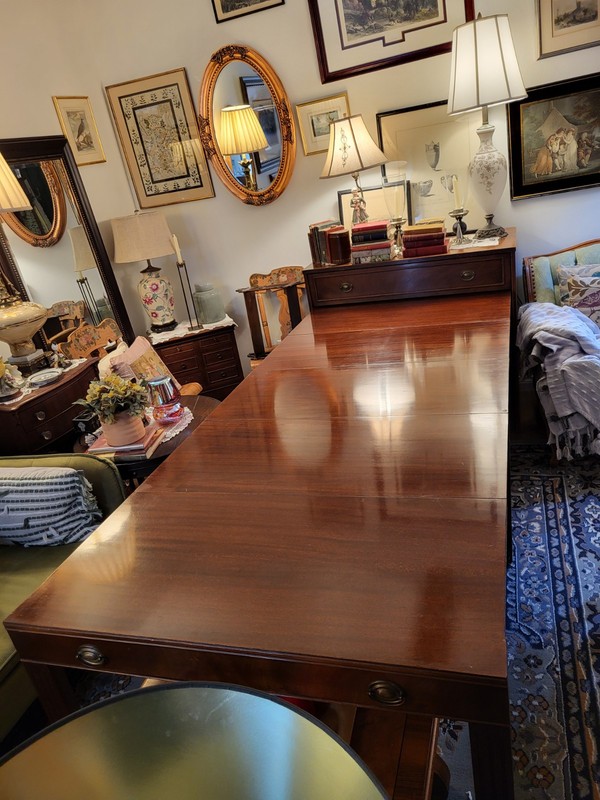 Vintage Expandomatic Table Looks Like A Buffet 4 Leaf Extends To 7 Ft Dining