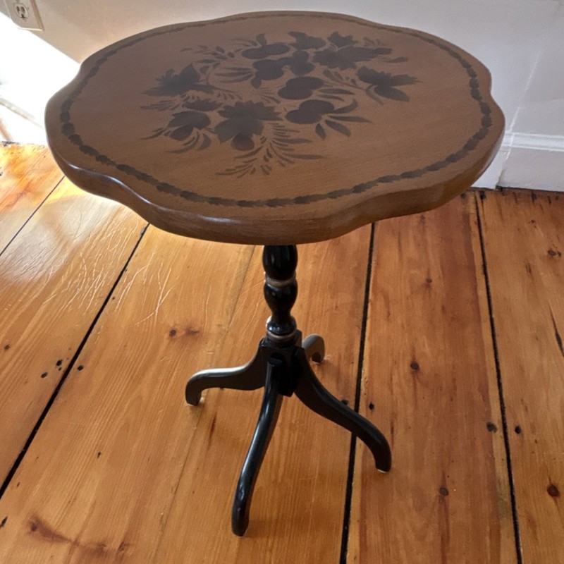 Hitchcock Antique Hand Painted Wood Round Accent Table Floral Tripod Base