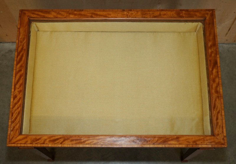 ANTIQUE SATINWOOD BIJOUTERIE GLASS DISPLAY CASE SIDE END TABLE FOR TRINKETS ETC gallery