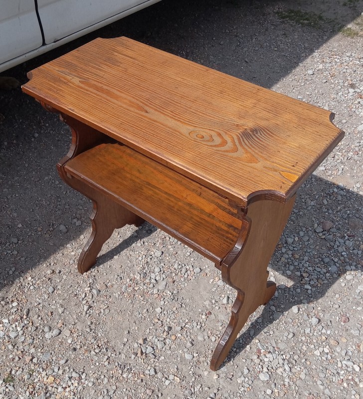 Pine Bookshelf Table / End Table (BST-3)