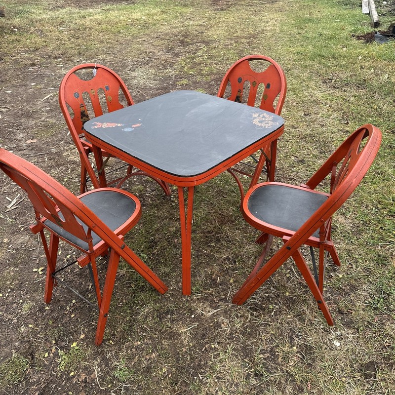 Four VINTAGE LOUIS RASTETTER THE SOLID KUMFORT FOLDING CHAIRS and Table