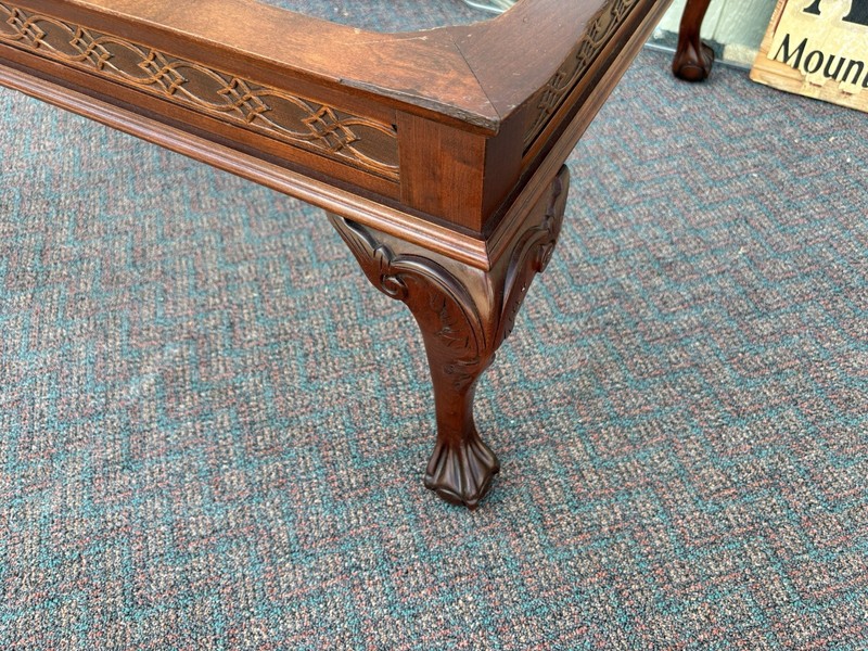 63903 Solid Mahogany Chippendale Glass Top Coffee Table Stand gallery