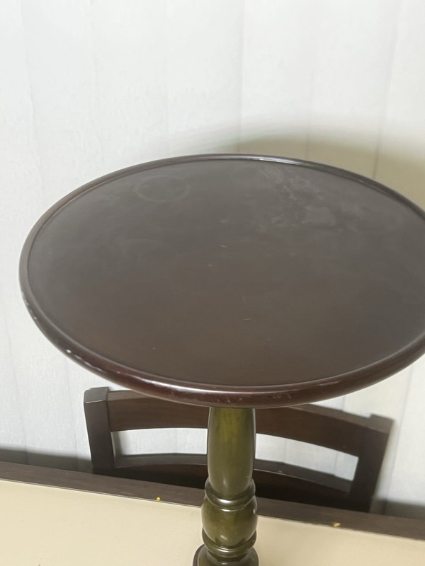 Bombay Company Late20th Century Pedestal Plant Stand Side Table Brown/green Read gallery