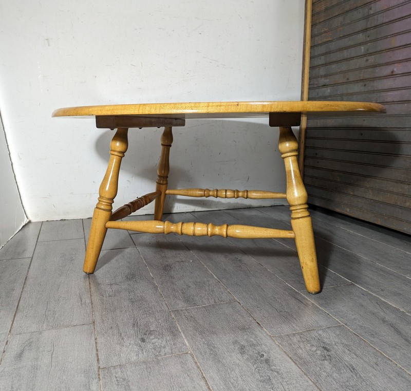 Vintage Rustic Country Farmhouse Amish Round Maple Wood Coffee Table gallery