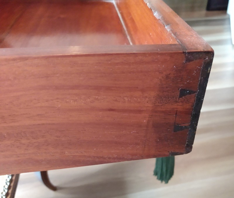 FINE REGENCY (1830) DRAWING ROOM TABLE, ROSEWOOD & MAHOGANY w ORIGINAL BRASS gallery