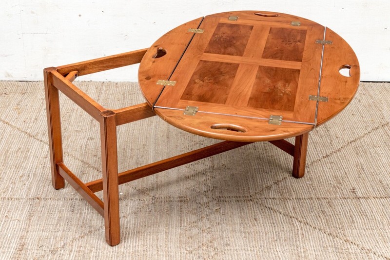 Late 20th Century George III Style Yew Wood Butler’s Drop Leaf Coffee Table gallery