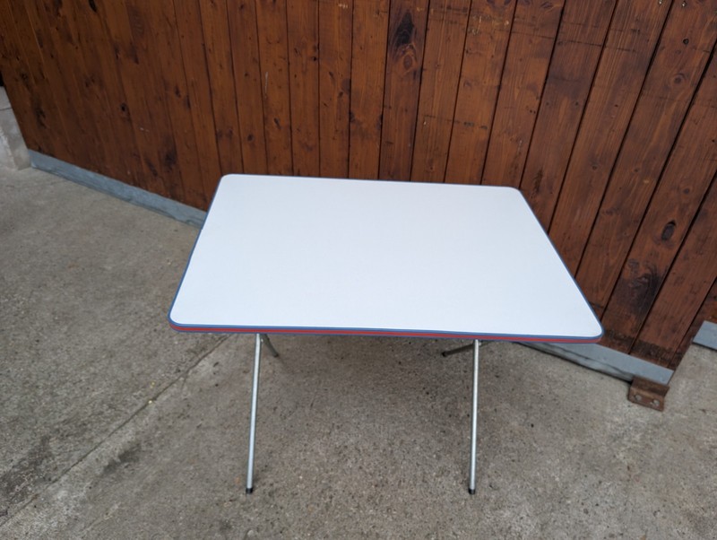 Vintage Original Retro Aluminium Dining Table, Foldable Camping Table, Weiß gallery