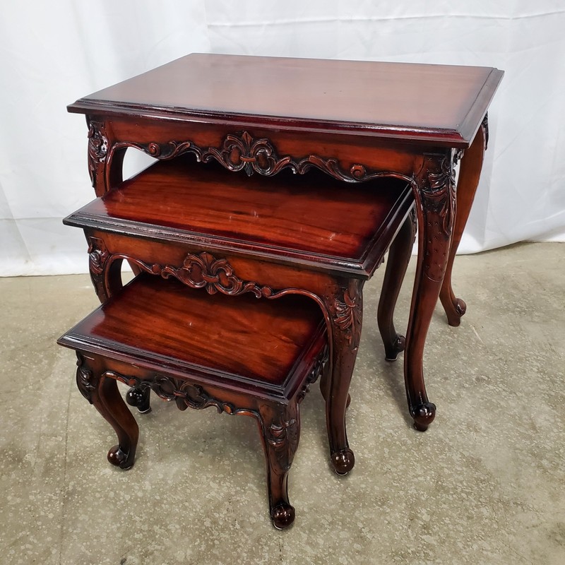 Early 20th c Irish Georgian Revial Set of 3 Mahogany Nesting/Tea Tables