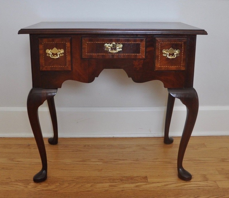 COUNCILL Queen Anne Inlaid Banded Flame Mahogany Lowboy
