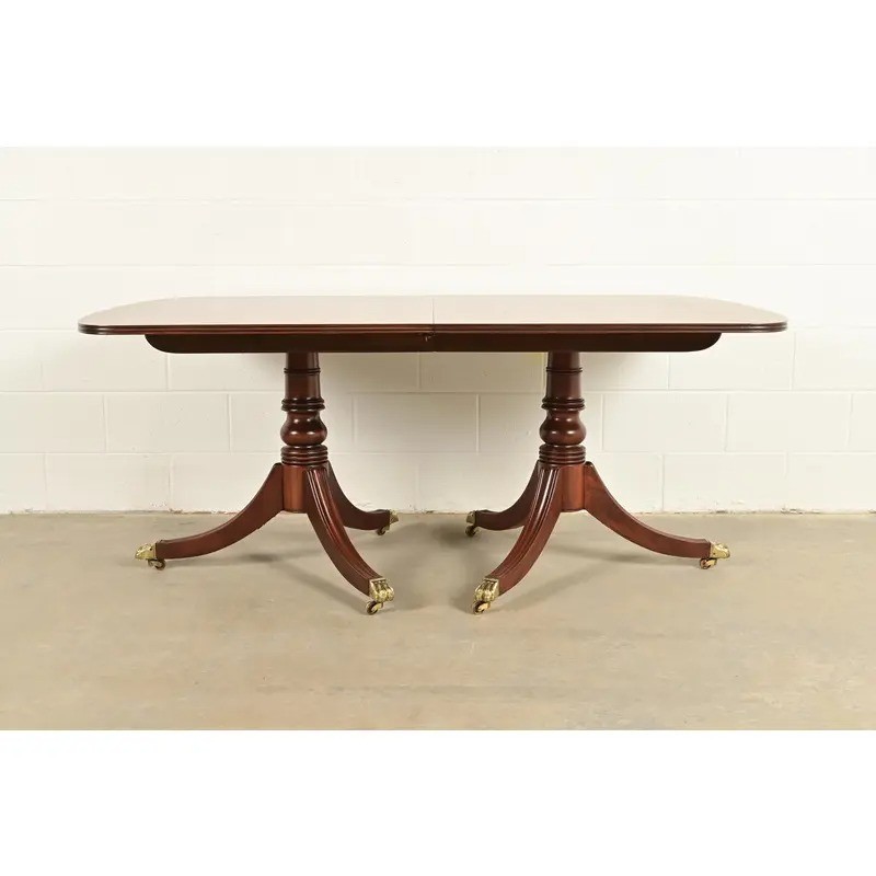 Henredon Georgian Mahogany Pedestal Extension Dining Table, Newly Refinished gallery