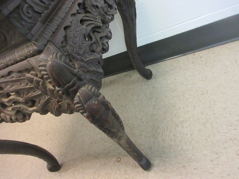 ORIENTAL TABLE STAND ORNATE ORIGINAL FINISH * TO RESTORE * Circa 1920-1940 gallery