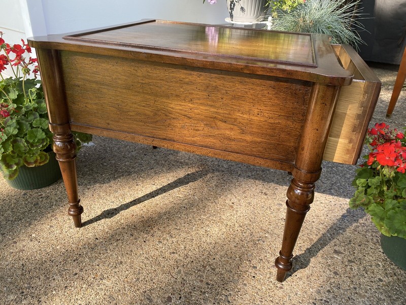 Vintage Hekman Large Single Drawer End Side Table Nightstand Very good condition gallery